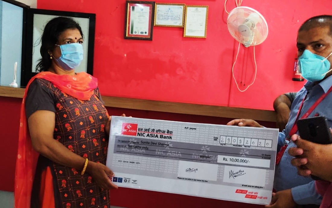 एनआईसी एशियाद्वारा १० लाख दुर्घटना बीमा रकम भुक्तानी